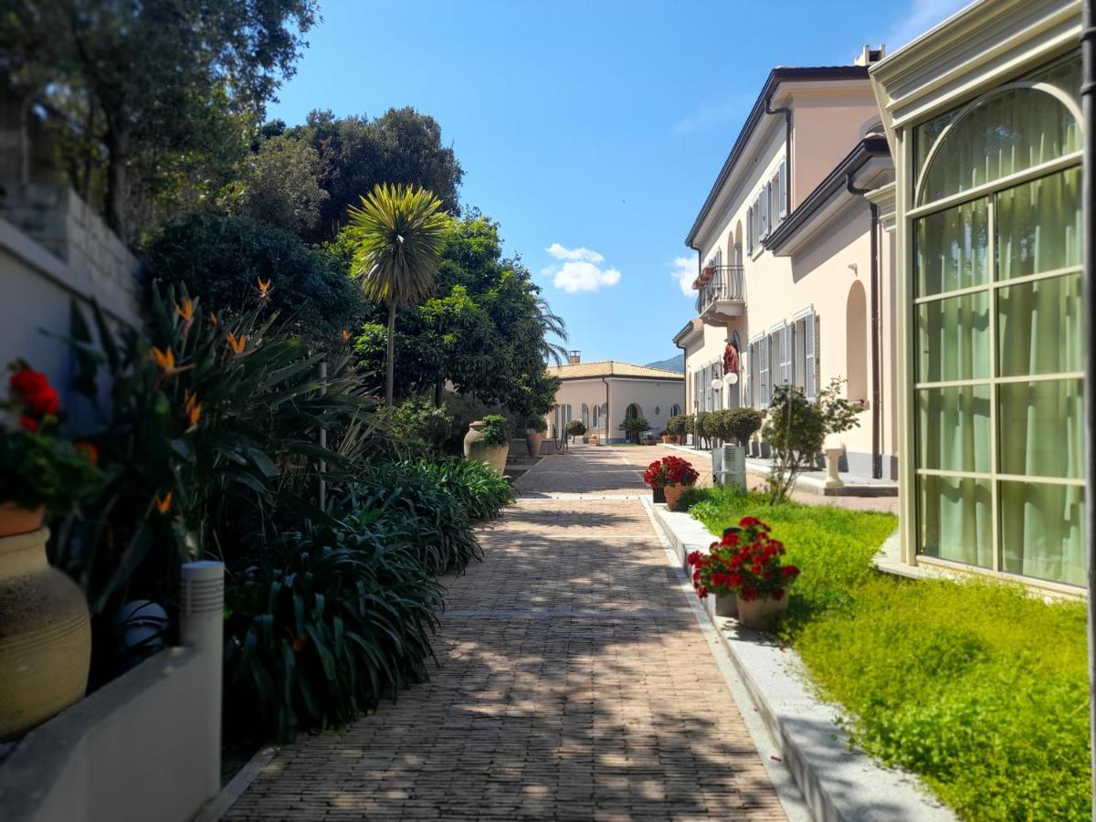 Villa Ersilia Soverato Marina Esterno foto